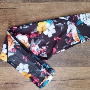 ZYIA Dark Floral Mesh Hi-Rise Leggings